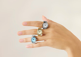 Loft Office With Vintage Decor For Creative Working